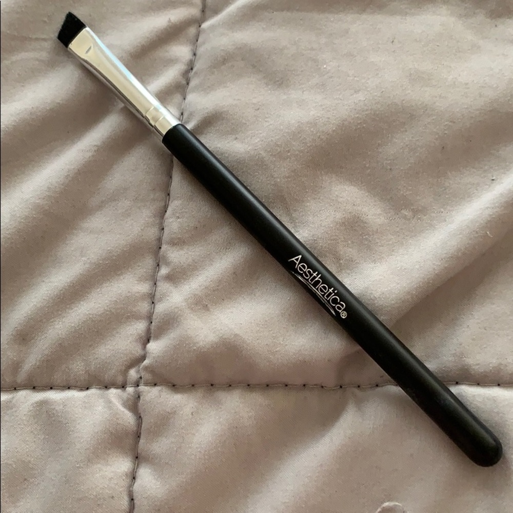 Aesthetica Slanted Liner Brush